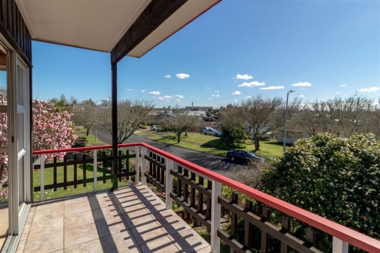 Photo of property in 28 Pelorus Street, Glenview, Hamilton, 3206