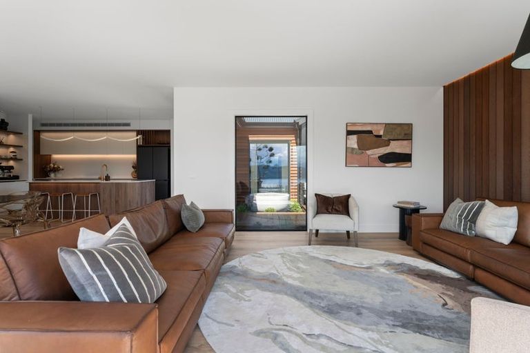 Photo of property in 11 Sparrowhawk Way, Kinloch, Taupo, 3377