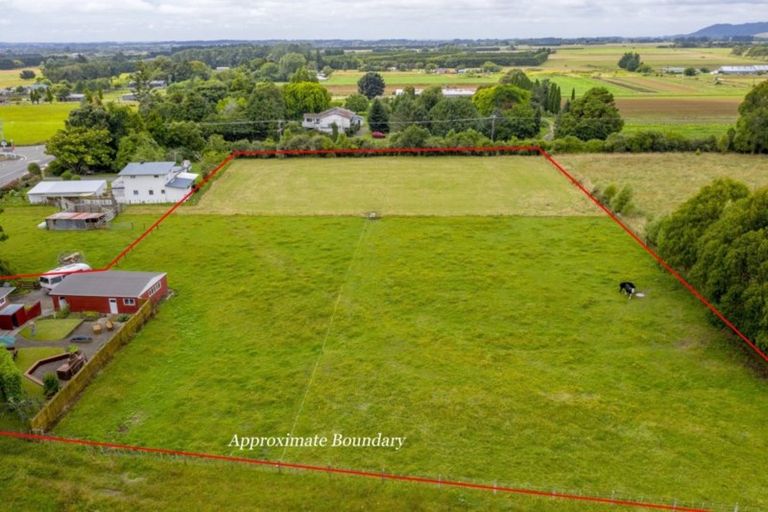 Photo of property in 361 Arapaepae Road, Levin, 5571