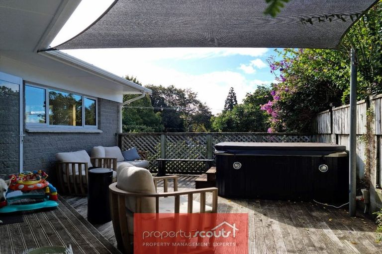 Photo of property in 23 Clawton Street, Westown, New Plymouth, 4310