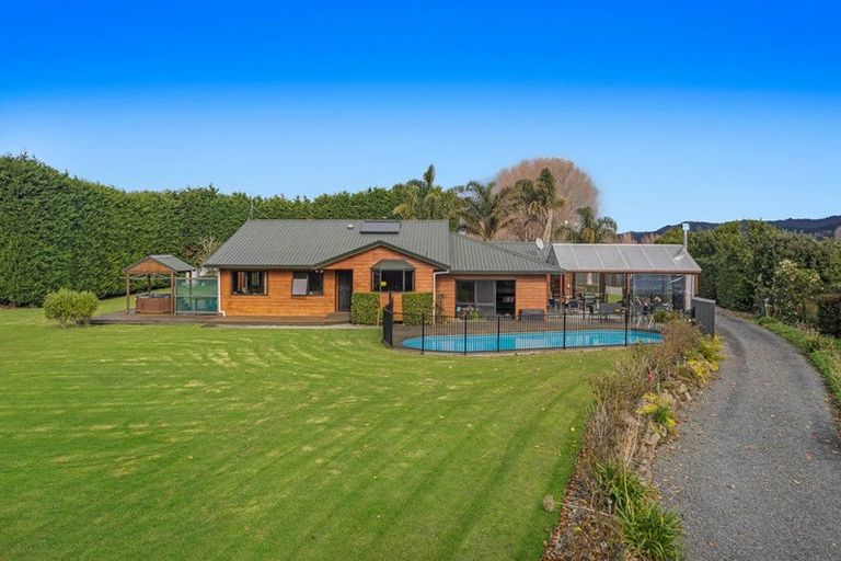 Photo of property in 112 Burt Road, Matata, Whakatane, 3194