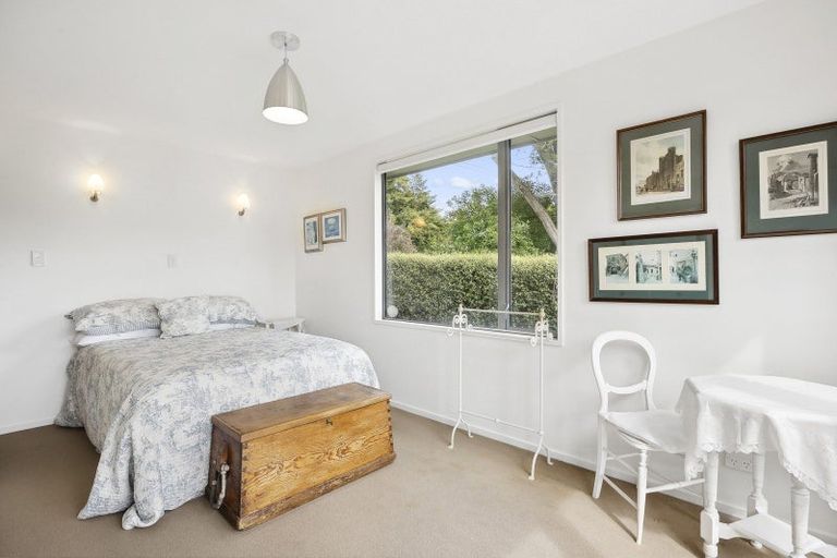 Photo of property in 122 Cannington Road, Maori Hill, Dunedin, 9010