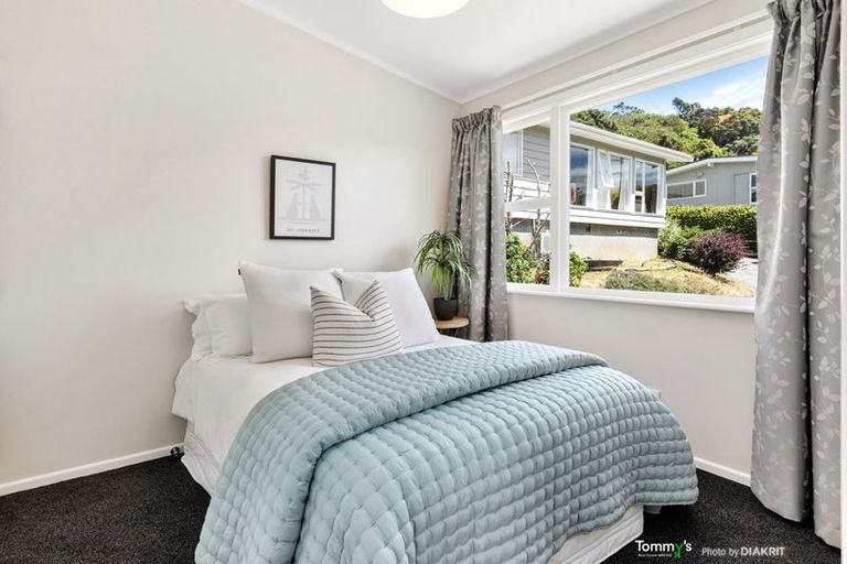 Photo of property in 1/77 Collier Avenue, Karori, Wellington, 6012