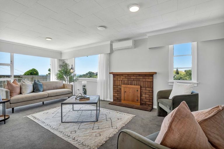 Photo of property in 58 Ngamotu Road, Moturoa, New Plymouth, 4310