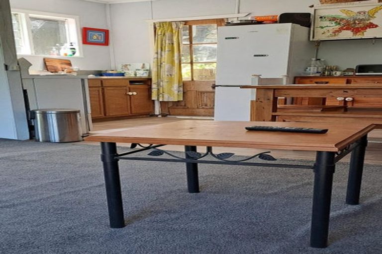 Photo of property in 4b Moana Crescent, Kennedy Bay, Coromandel, 3583