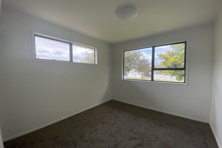 Photo of property in 72 Finlayson Avenue, Clendon Park, Auckland, 2103