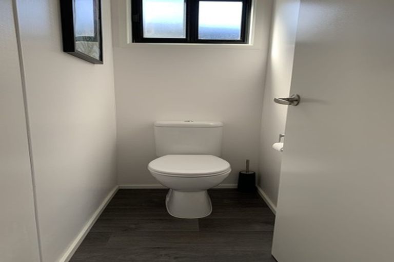 Photo of property in 83 Whitford Park Road, Whitford, Manurewa, 2576