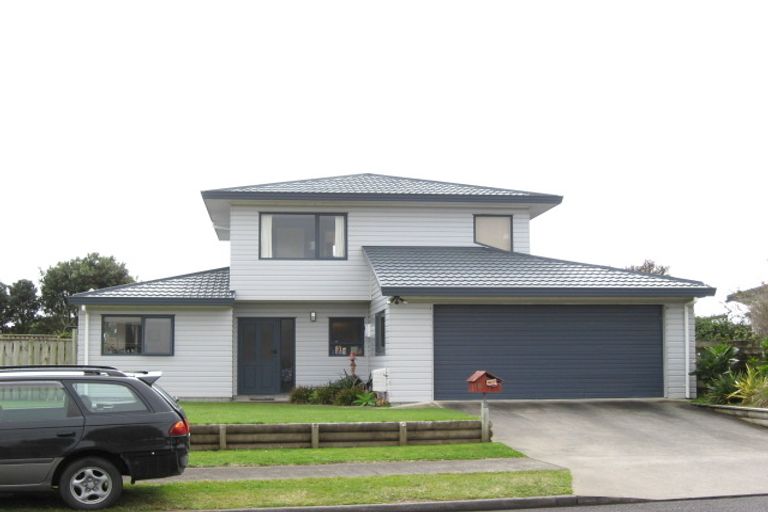 Photo of property in 8 Meade Place, Bell Block, New Plymouth, 4312
