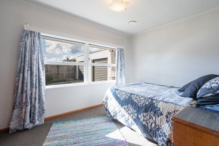 Photo of property in 7b Tennyson Crescent, Stoke, Nelson, 7011