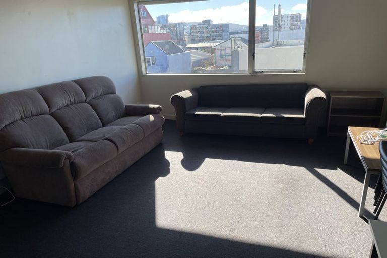 Photo of property in Cube Apartments, 3g/242 Taranaki Street, Mount Cook, Wellington, 6011