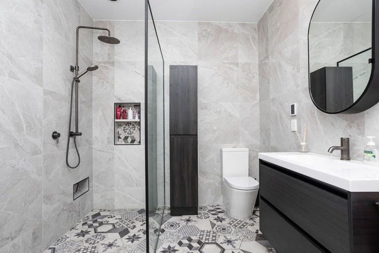 Photo of property in 24 Chamberlain Street, Dannevirke, 4930