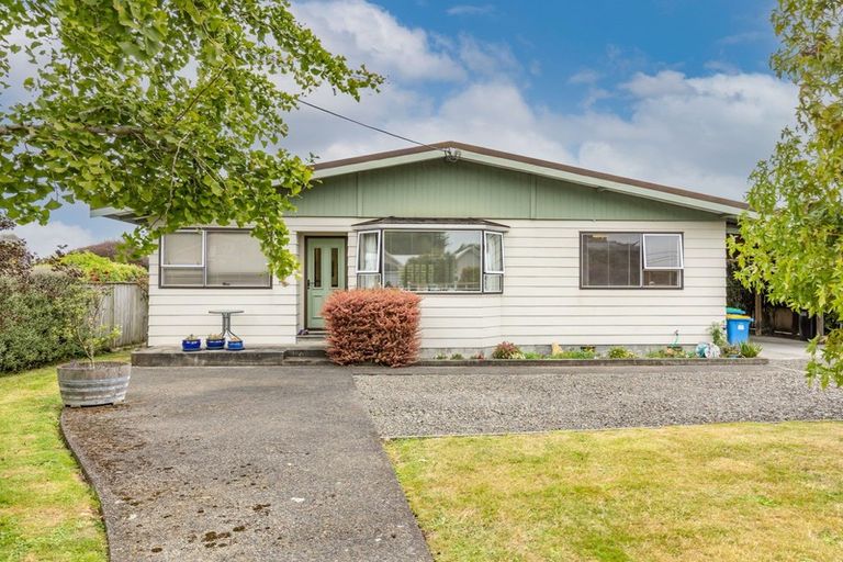 Photo of property in 13 Chamberlain Road, Masterton, 5810
