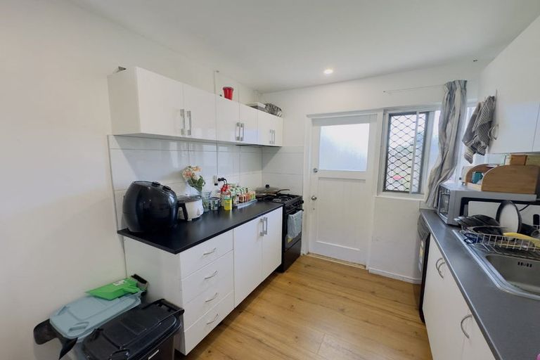 Photo of property in 1/7 Cebalo Place, Mount Wellington, Auckland, 1060