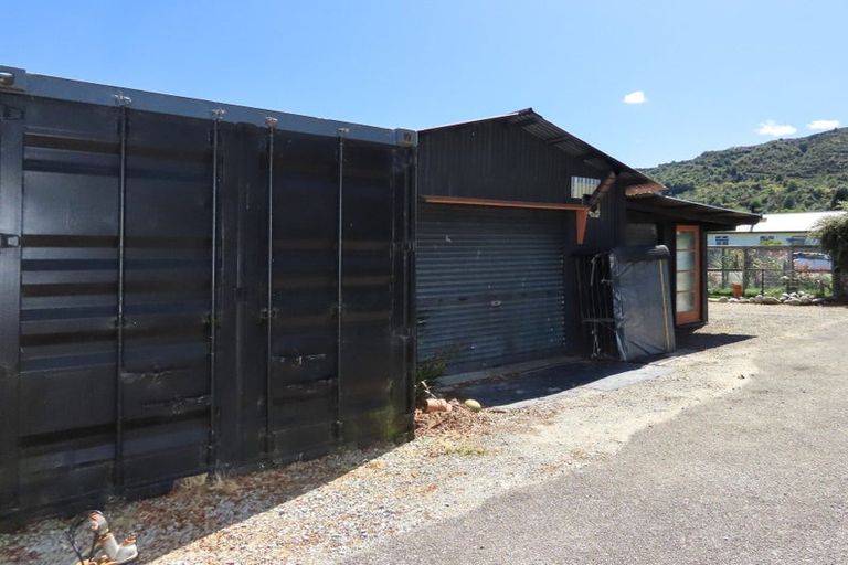 Photo of property in 69 Shiel Street, Reefton, 7830