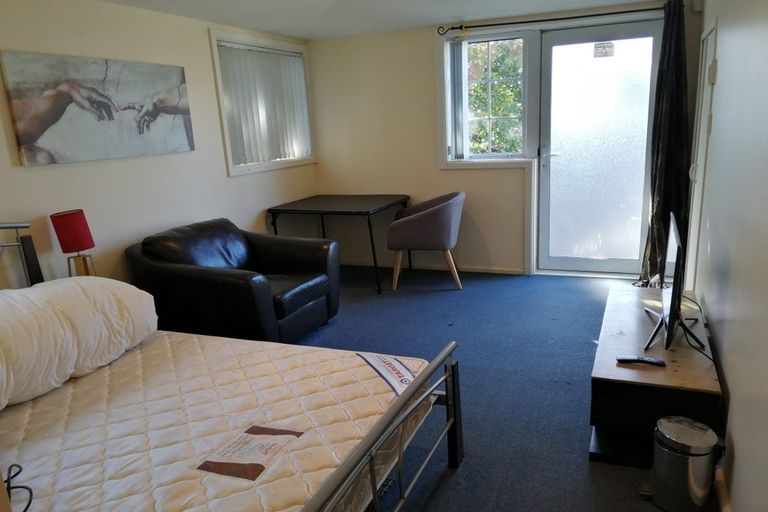 Photo of property in 87a Memorial Avenue, Ilam, Christchurch, 8053