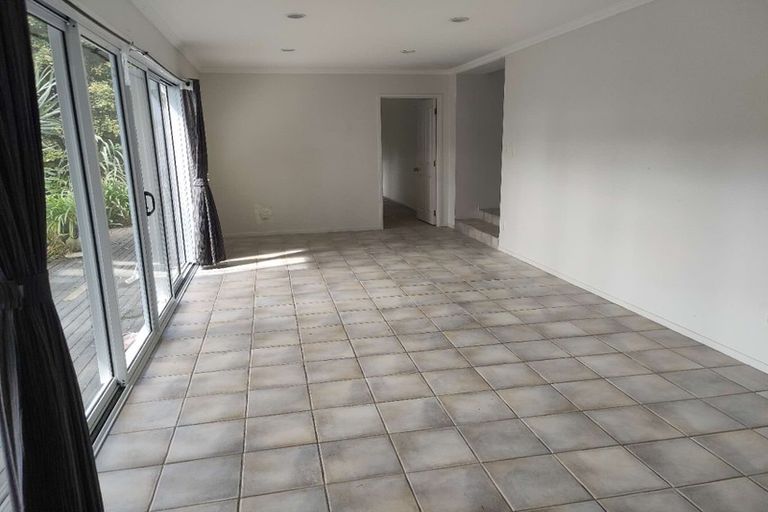 Photo of property in 1642 Dominion Extension, Mount Roskill, Auckland, 1041