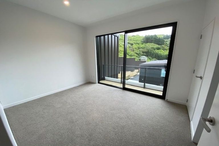 Photo of property in 23 Rua Kai Way, Brooklyn, Wellington, 6021