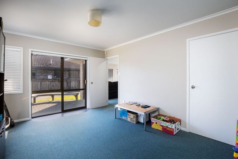 Photo of property in 167 Heta Road, Highlands Park, New Plymouth, 4312