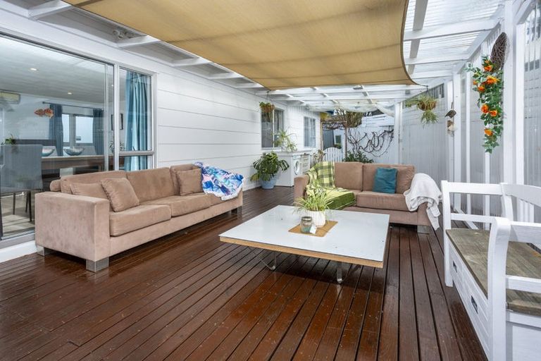 Photo of property in 1/10 Corric Hill, Torbay, Auckland, 0630