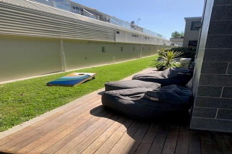 Photo of property in Vivaldi Apartments, 7/48 Marine Parade, Mount Maunganui, 3116