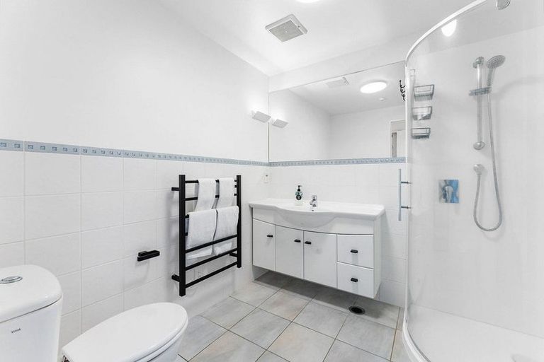 Photo of property in 36 Victoria Road, Mount Maunganui, 3116