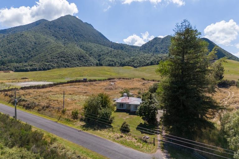 Photo of property in 24 Mountain Road, Maunganamu, Taupo, 3379