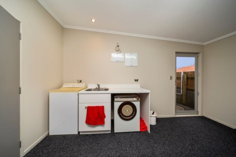 Photo of property in 1/297 Carrington Street, Vogeltown, New Plymouth, 4310