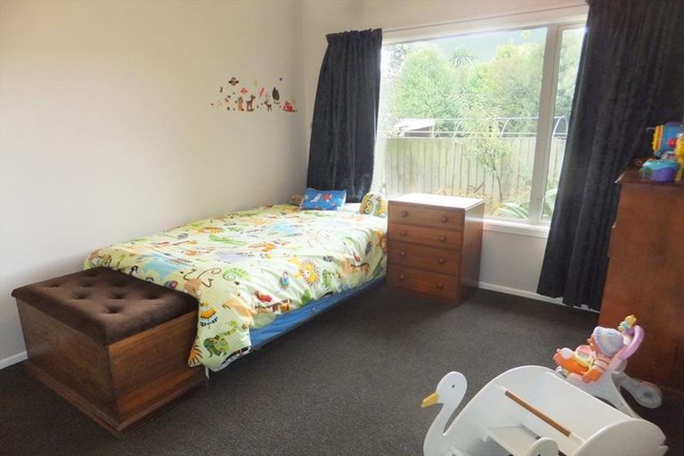 Photo of property in 1/5 Gainsborough Street, Hoon Hay, Christchurch, 8025