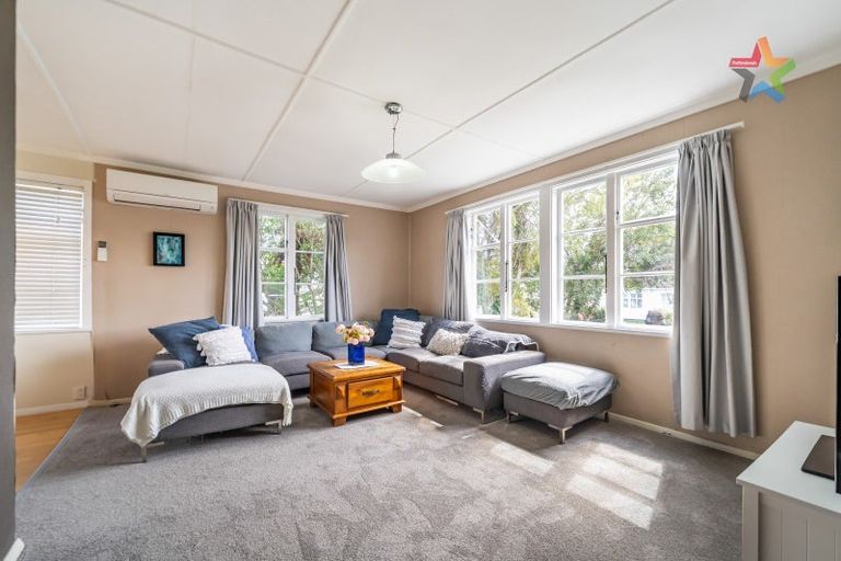 Photo of property in 17 Collett Street, Naenae, Lower Hutt, 5011