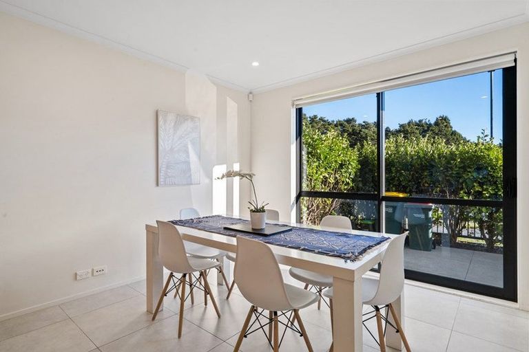 Photo of property in 69 Matairangi Avenue, Totara Heights, Auckland, 2105