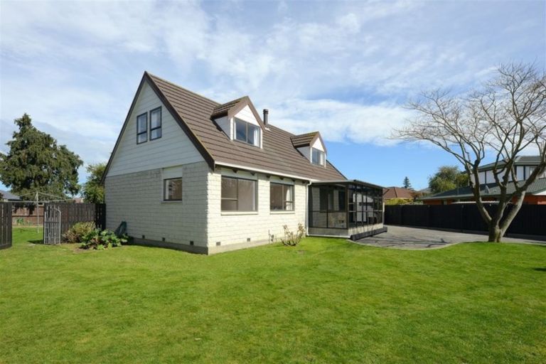 Photo of property in 10b Geraldo Place, Russley, Christchurch, 8042