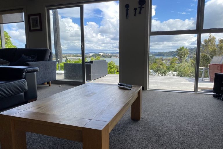Photo of property in 36 Oruamo Place, Beach Haven, Auckland, 0626