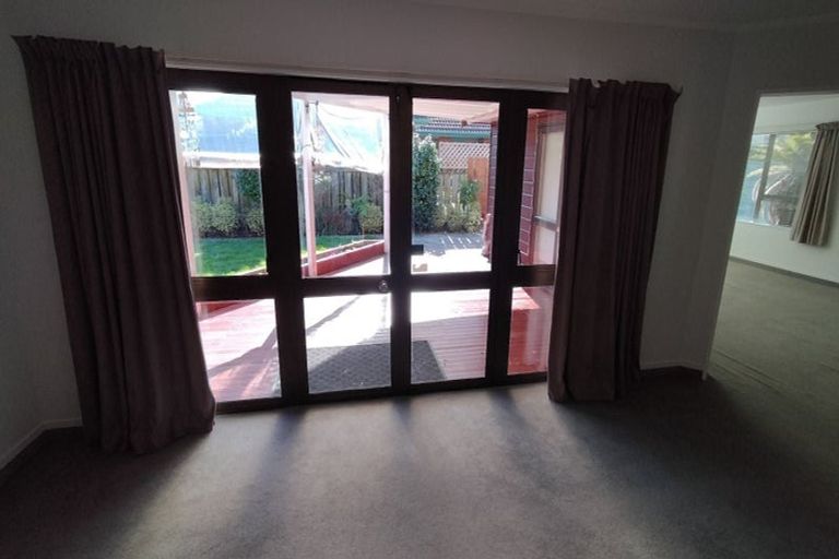 Photo of property in 30 Wyndrum Avenue, Waterloo, Lower Hutt, 5011