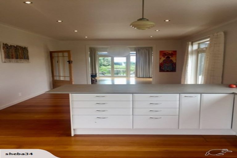 Photo of property in 36 Aperahama Street, Paekakariki, 5034
