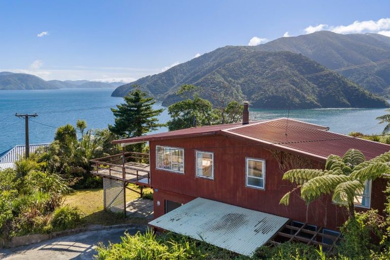 Photo of property in 308 Port Underwood Road, Whatamango Bay, Picton, 7281