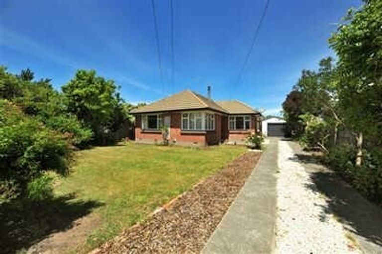 Photo of property in 157 Langdons Road, Northcote, Christchurch, 8052