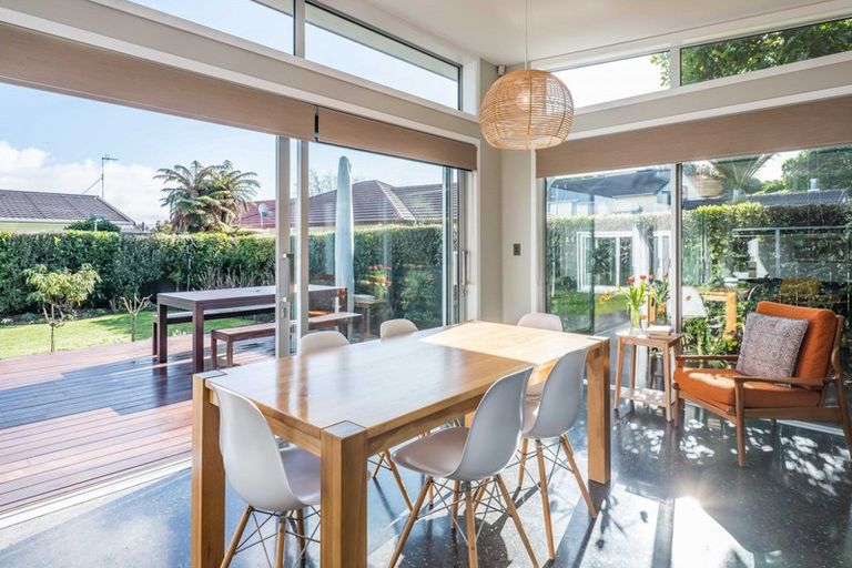 Photo of property in 74 Nimmo Avenue East, Waikanae, 5036