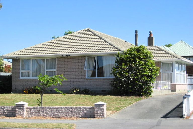 Photo of property in 2/31 Staveley Street, Avonhead, Christchurch, 8042