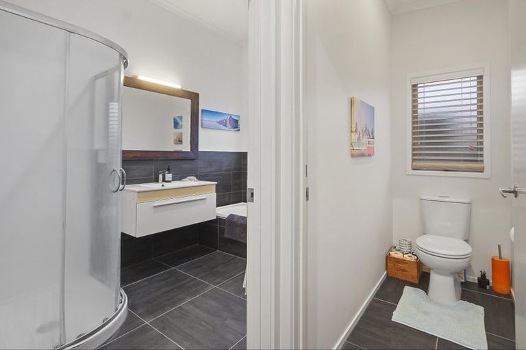 Photo of property in 9 Keven Road, Clarks Beach, Pukekohe, 2679