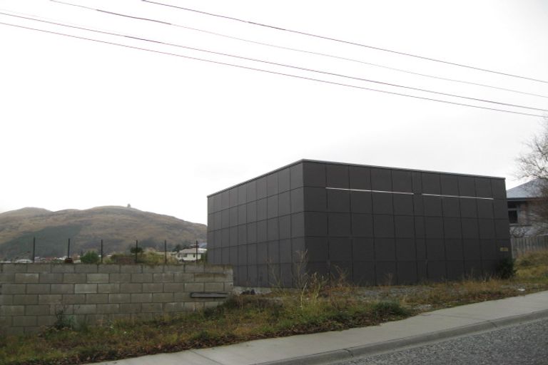 Photo of property in 9 Boyes Crescent, Frankton, Queenstown, 9300