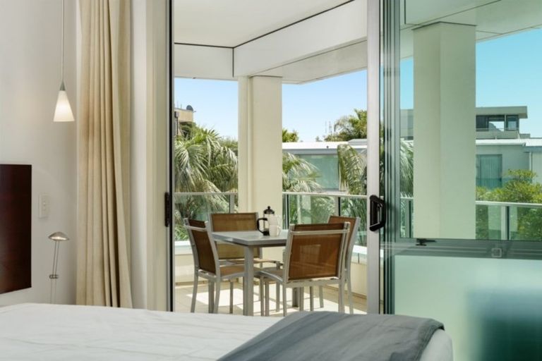 Photo of property in 207/136 Marine Parade, Mount Maunganui, 3116