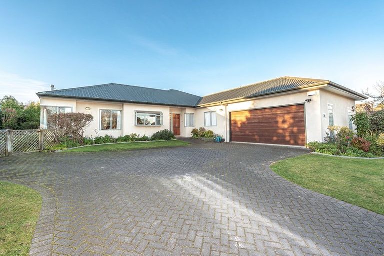 Photo of property in 6 Holdsworth Drive, Otamatea, Whanganui, 4500