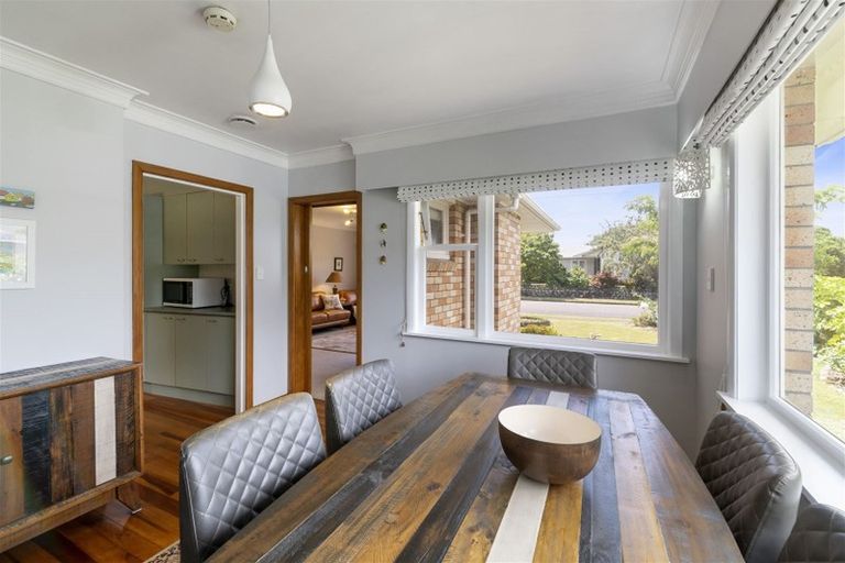 Photo of property in 26 Highbury Drive, Levin, 5510