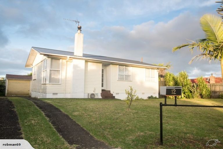 Photo of property in 12 Deborah Place, Mangere, Auckland, 2022