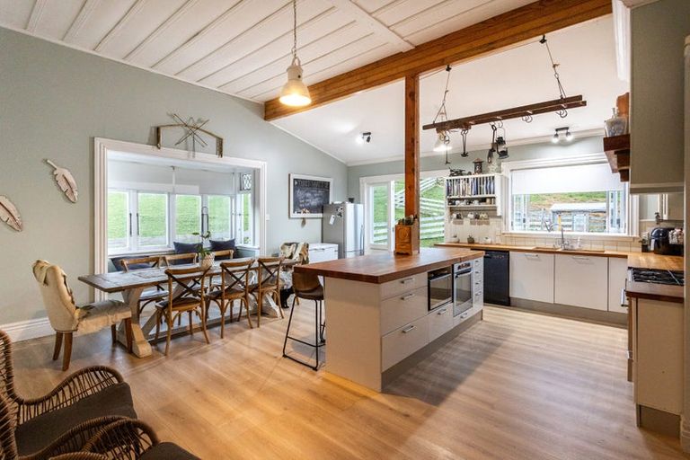 Photo of property in 12 Downer Access Road, Kaukapakapa, 0873