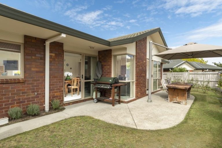 Photo of property in 35 Longview Drive, Papamoa Beach, Papamoa, 3118