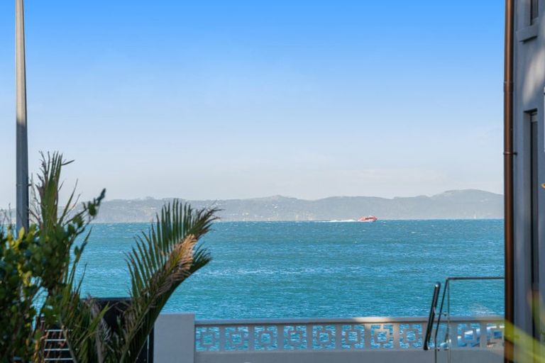Photo of property in 18b The Esplanade, Eastern Beach, Auckland, 2012