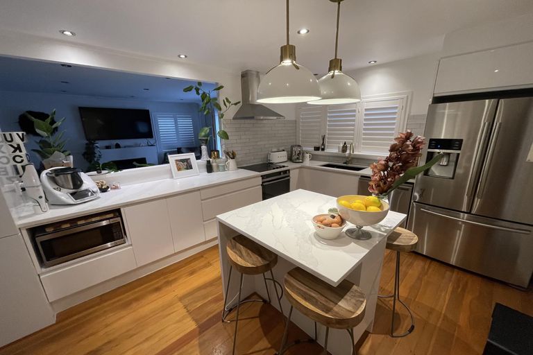 Photo of property in 1/80 Clovelly Road, Bucklands Beach, Auckland, 2012