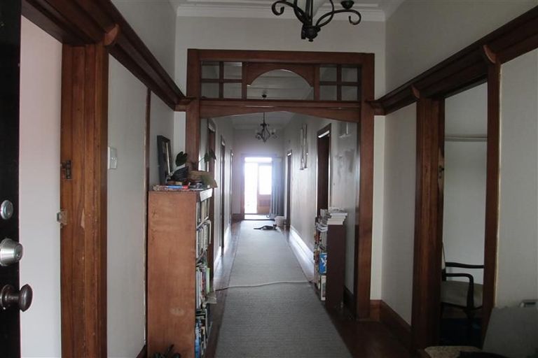 Photo of property in 35 Marne Street, Hokowhitu, Palmerston North, 4410