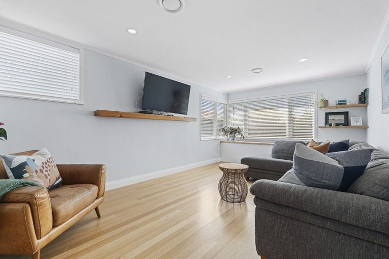 Photo of property in 118 Cutfield Road, Westown, New Plymouth, 4310